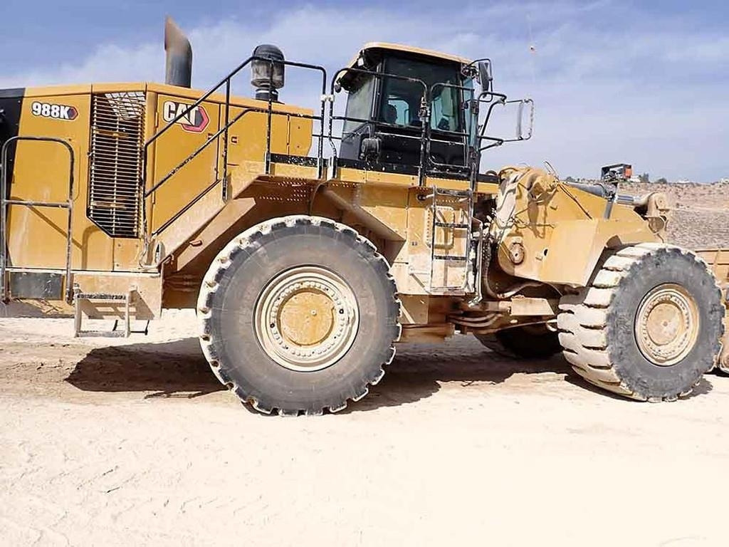 Wheel loader CAT 988K