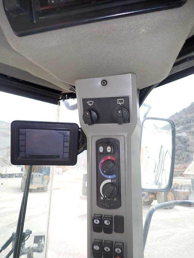 Wheel loader CAT 988K