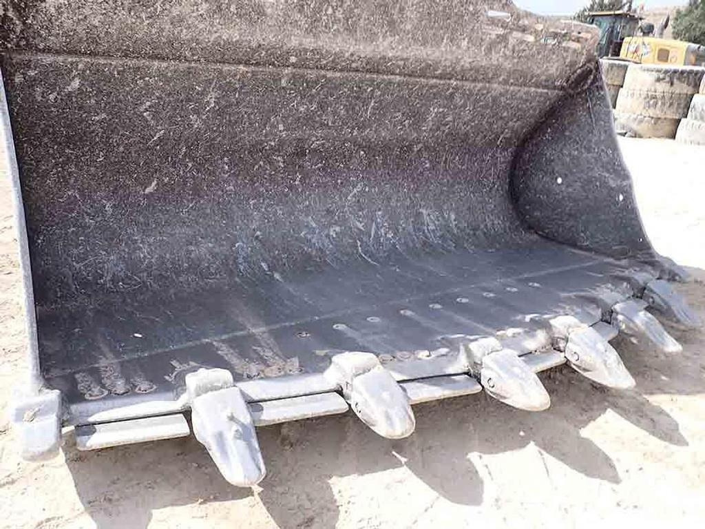 Wheel loader CAT 988K