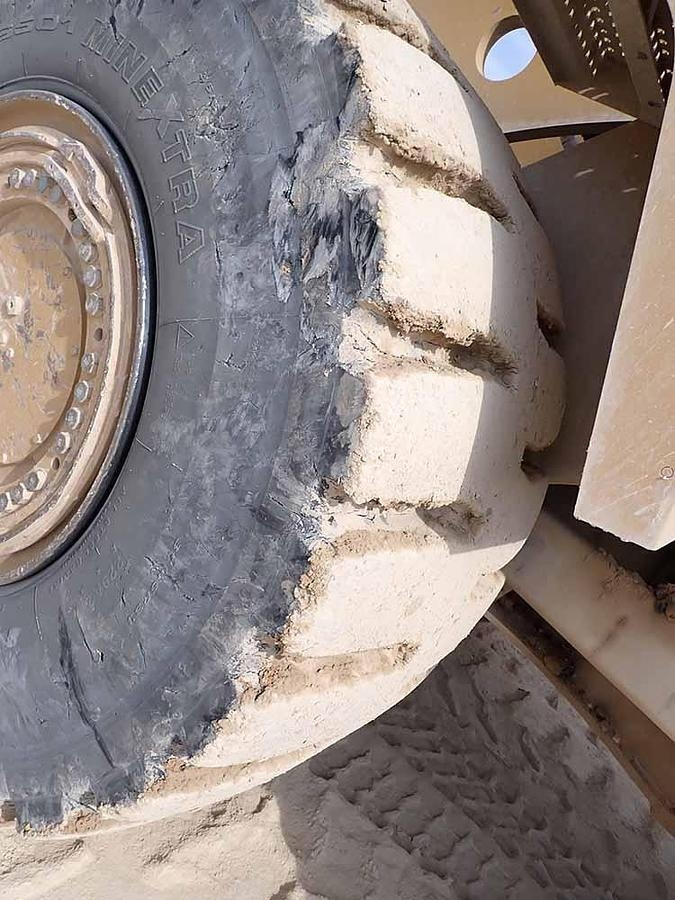 Wheel loader CAT 988K