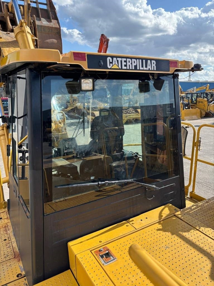 Wheel loader CAT 988 H