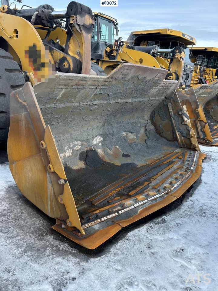 Wheel loader CAT 988 K Wheel Loader with Bucket