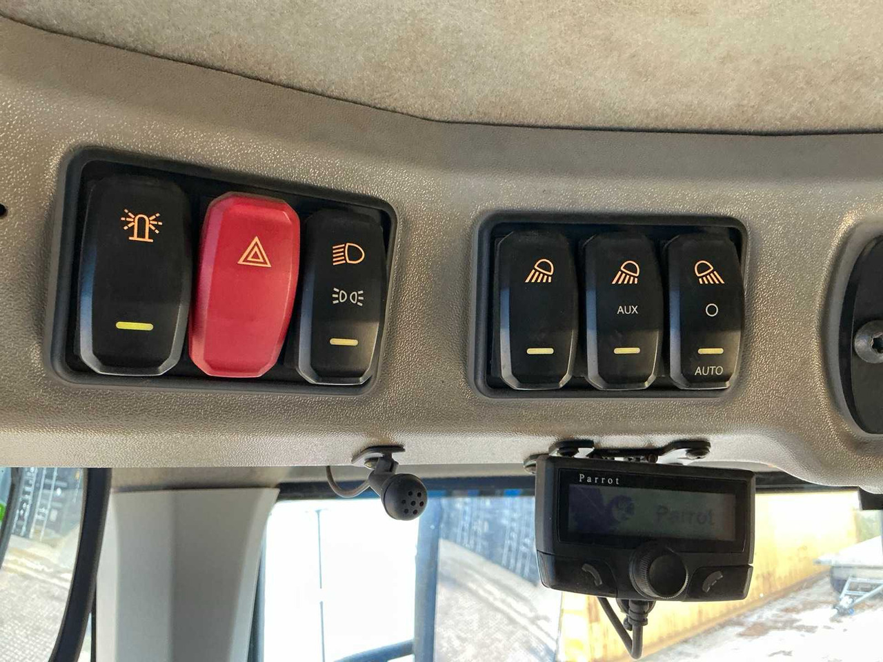 Wheel loader CAT / CATERPILLAR 938M WHEEL LOADER / SHOVEL