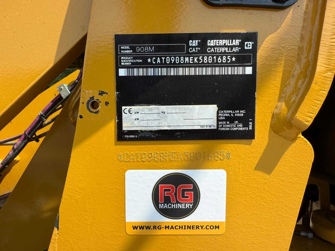 Wheel loader CAT CAT - 908M - SHOVEL