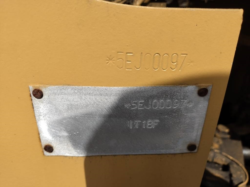 Wheel loader CAT IT18 F Hieno kone, pikakiinike,lisähydr.