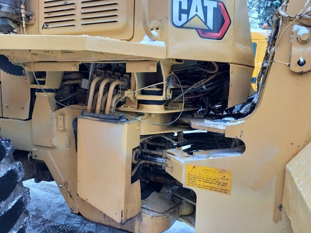 Wheel loader CAT IT 28 B