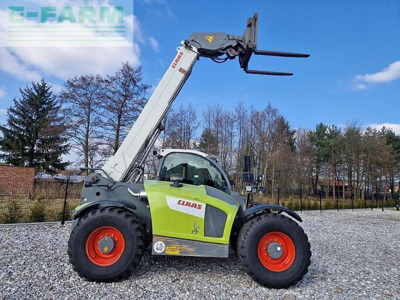 Wheel loader CLAAS scorpion 7055