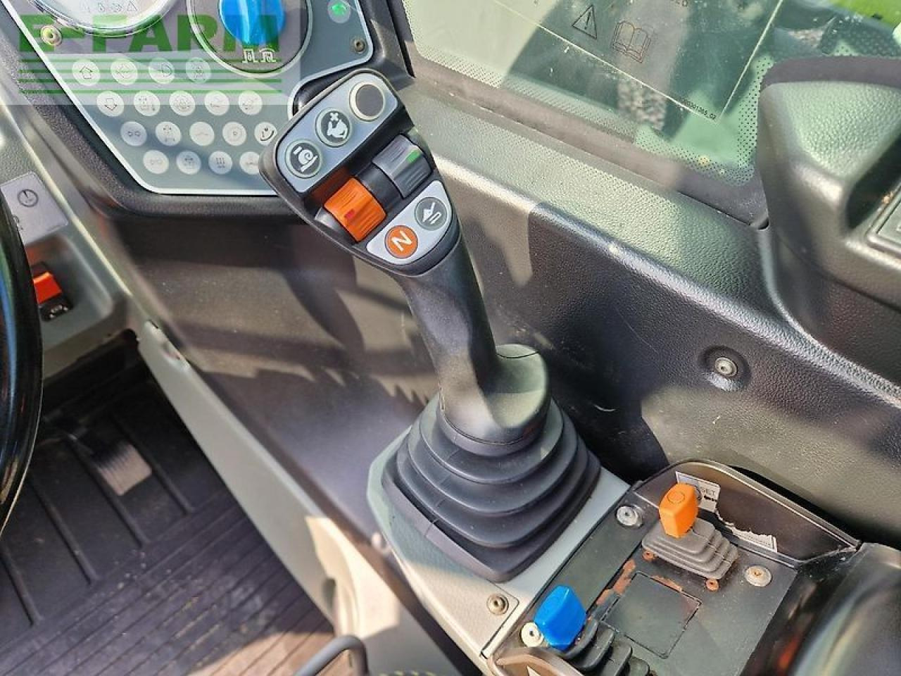 Wheel loader CLAAS scorpion 7055