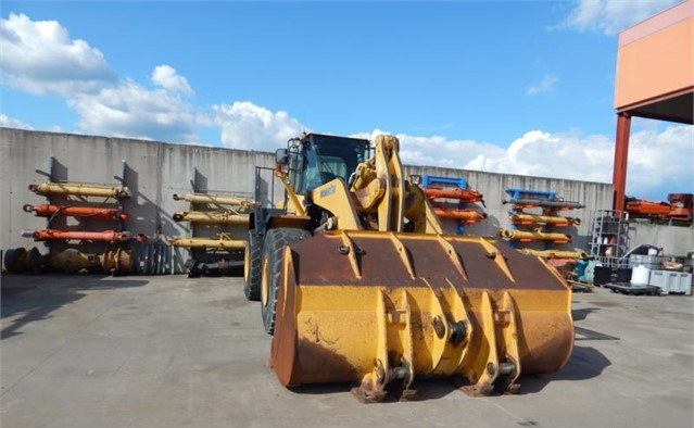 Wheel loader Cargadoras de ruedas KOMATSU WA470-5