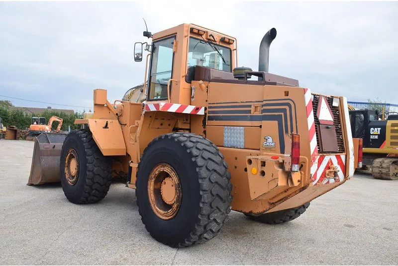 Wheel loader Case 821B