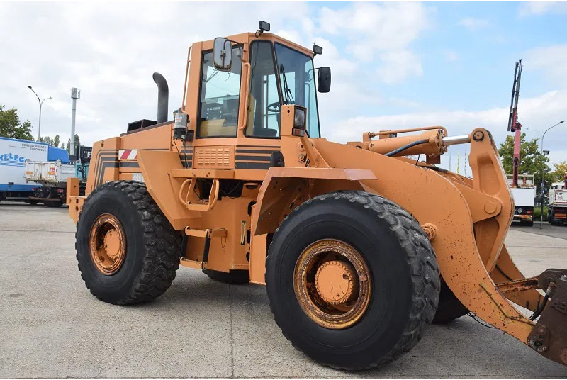 Wheel loader Case 821B