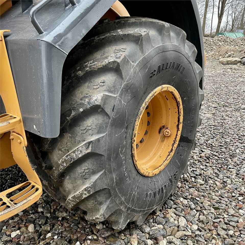 Wheel loader Case 821E