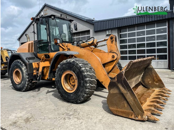 Wheel loader Case 821 E 
