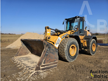 Wheel loader Case 821 F