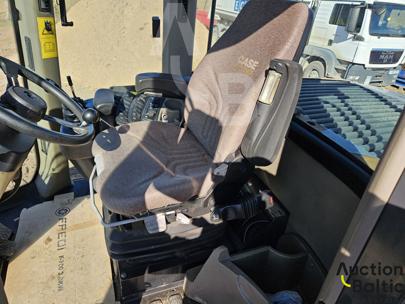 Wheel loader Case 821 F