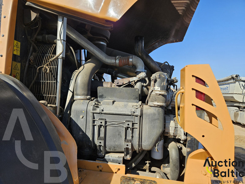 Wheel loader Case 821 F