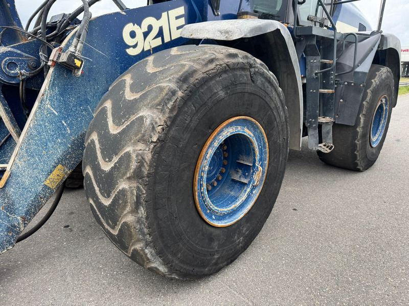 Wheel loader Case 921E