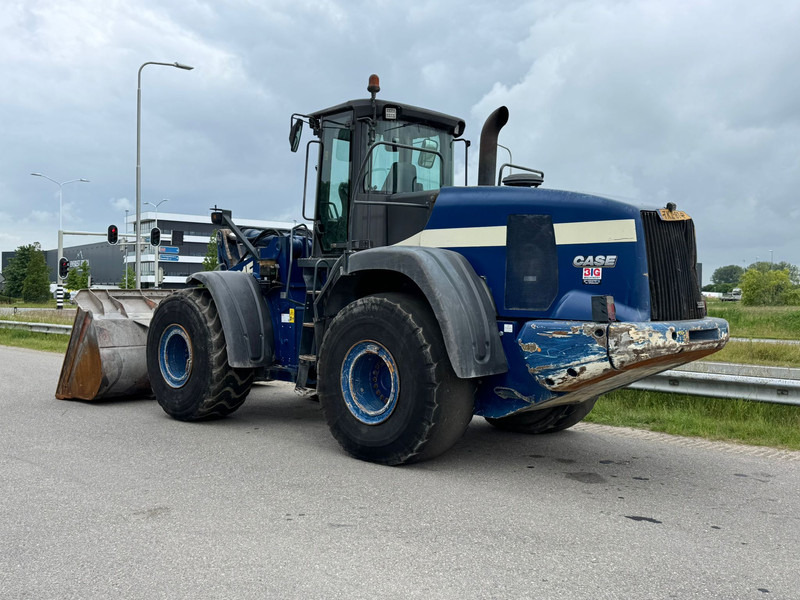Wheel loader Case 921E