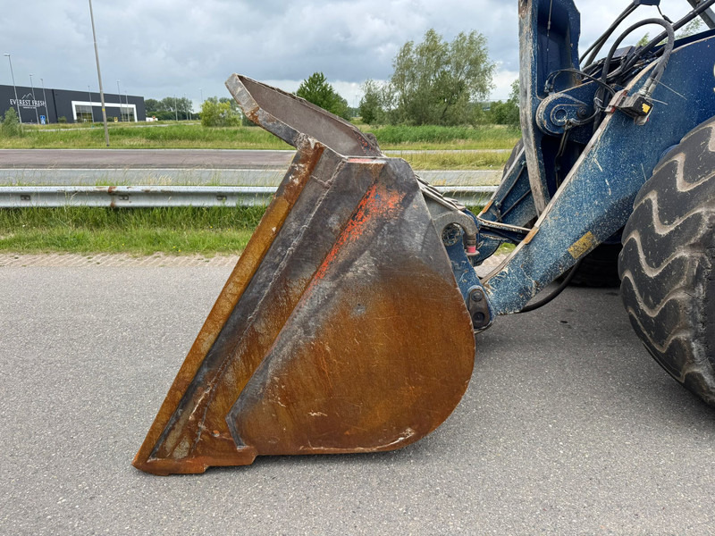 Wheel loader Case 921E