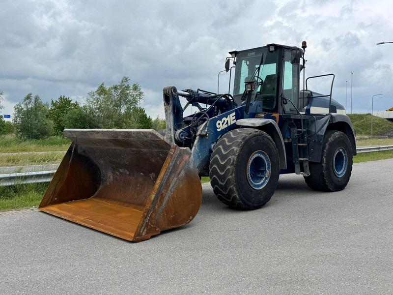 Wheel loader Case 921E