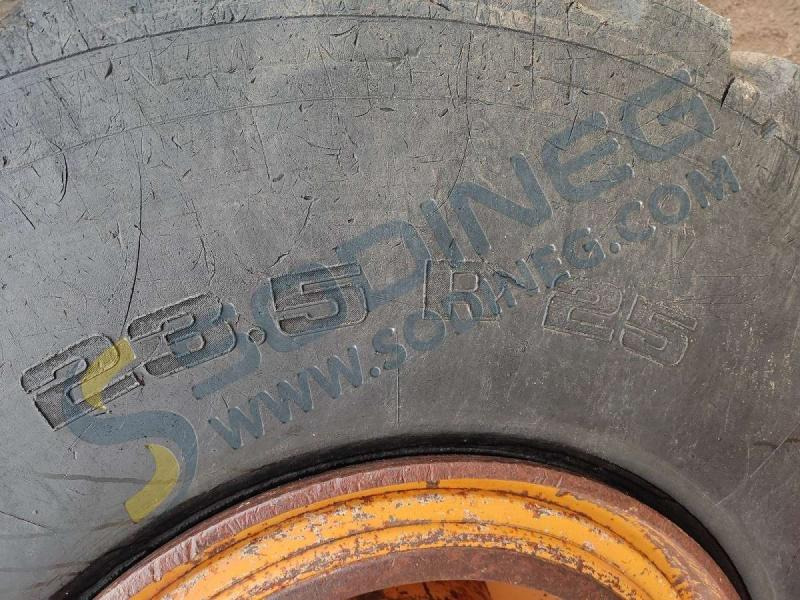 Wheel loader Case Chargeur sur Pneus W30
