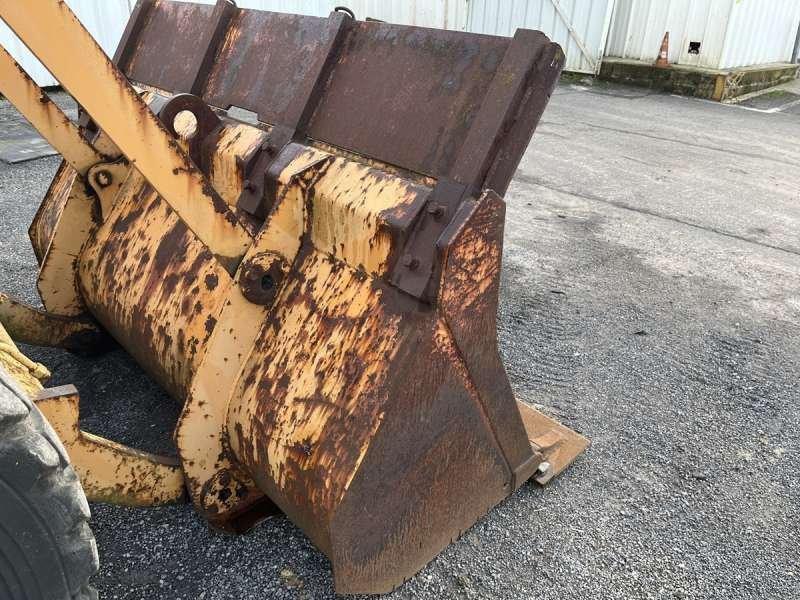 Wheel loader Case W14