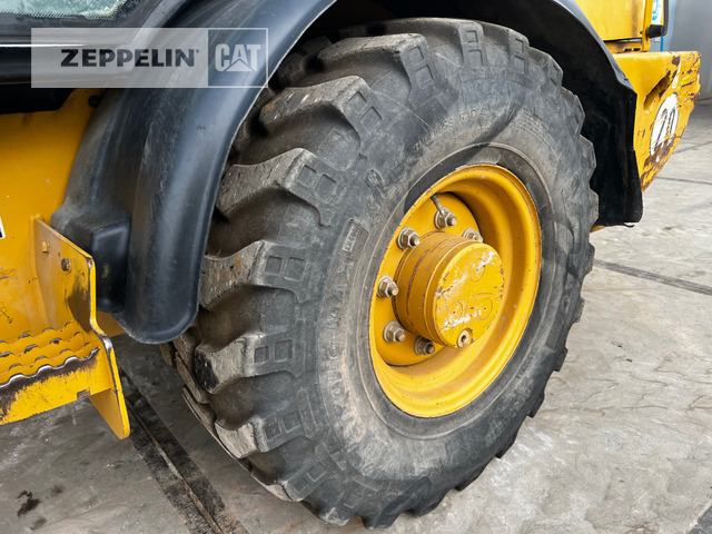 Wheel loader Cat 906H