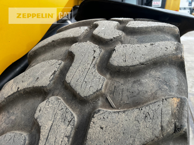 Wheel loader Cat 906H