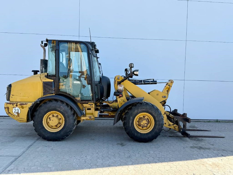 Wheel loader Cat 906H - Auto Greasing / Quick Coupler