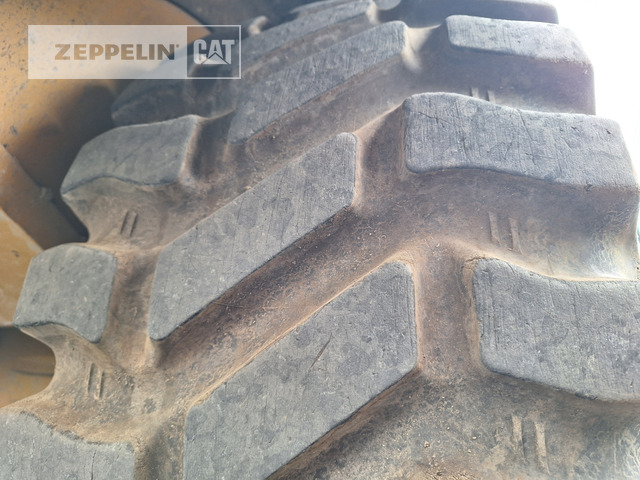 Wheel loader Cat 906-14
