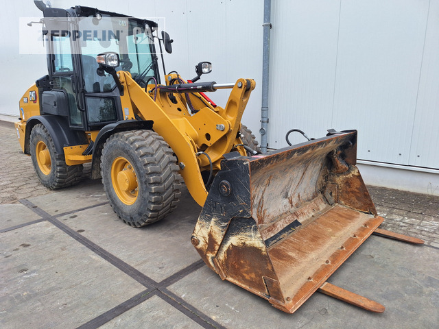 Wheel loader Cat 906-14