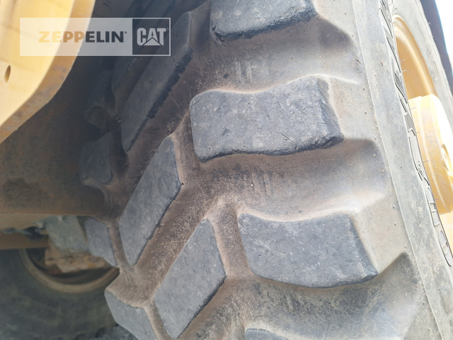 Wheel loader Cat 906-14