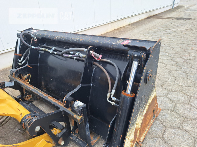 Wheel loader Cat 906-14