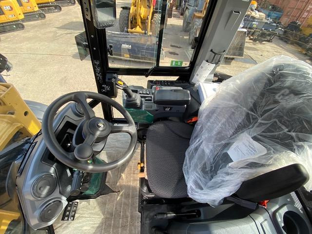 Wheel loader Cat 906 - 40 Km/h