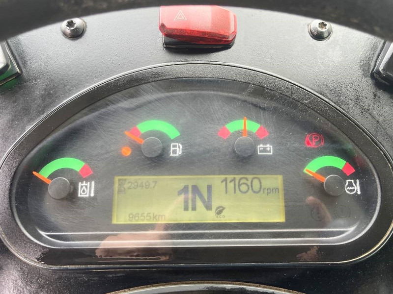 Wheel loader Cat 906 M 2018