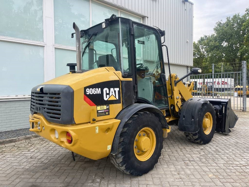 Wheel loader Cat 906 M 2018