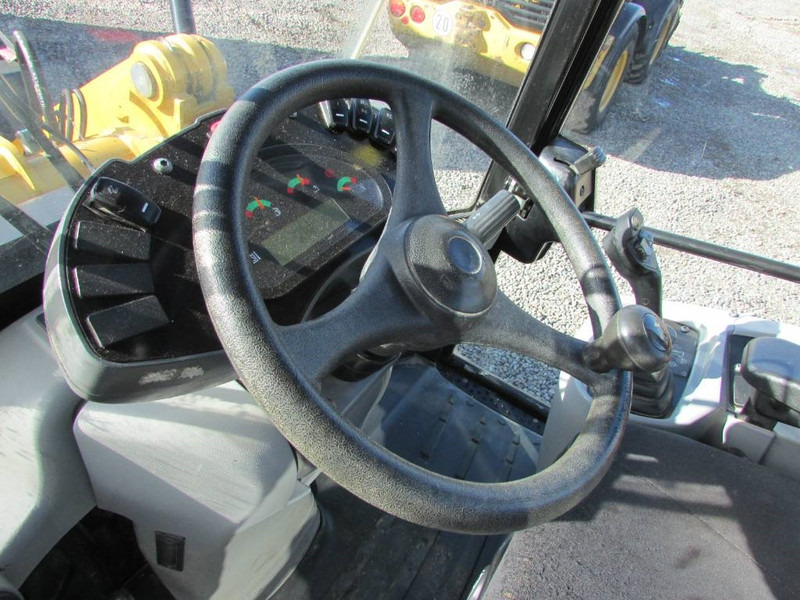 Wheel loader Cat 906 M Radlader 29.500 EUR