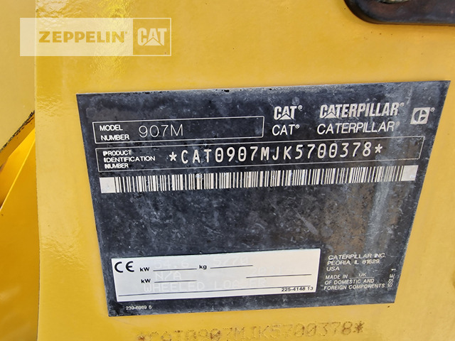 Wheel loader Cat 907M