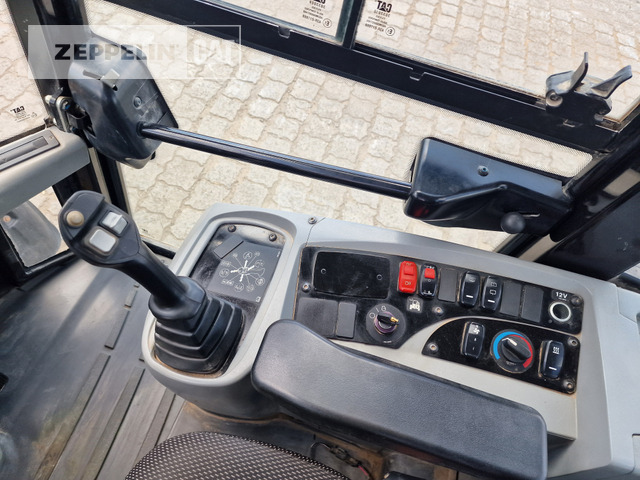 Wheel loader Cat 907M