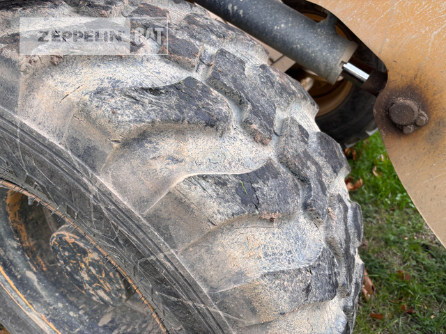 Wheel loader Cat 908H