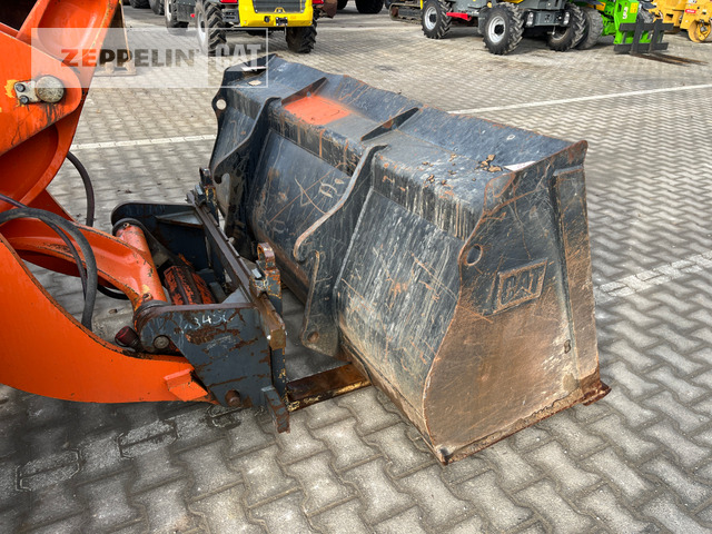 Wheel loader Cat 908H