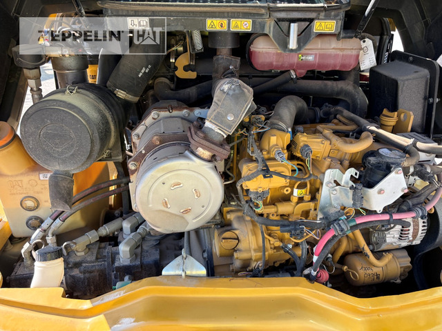 Wheel loader Cat 908M