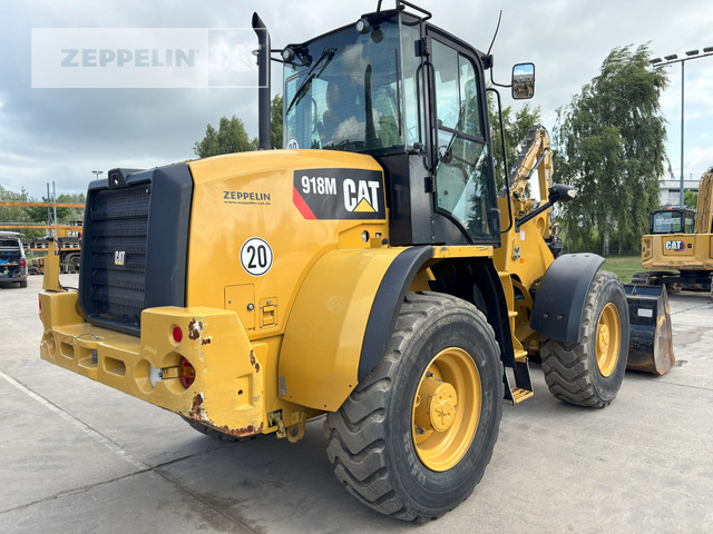 Wheel loader Cat 918M