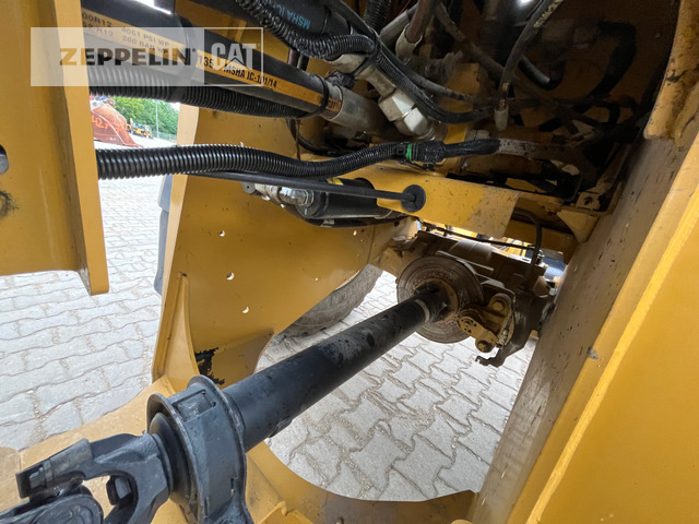 Wheel loader Cat 918M