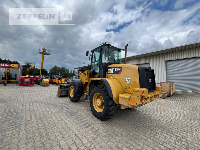 Wheel loader Cat 918M