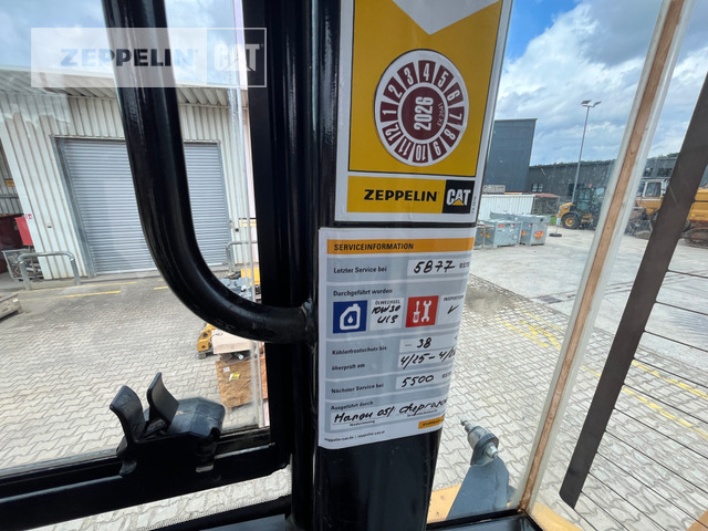 Wheel loader Cat 918M