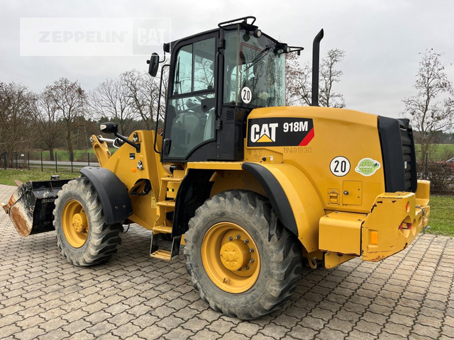 Wheel loader Cat 918M