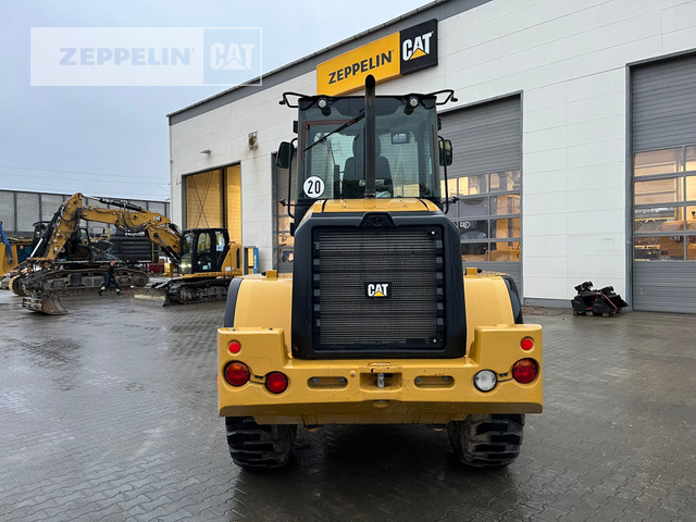 Wheel loader Cat 918M