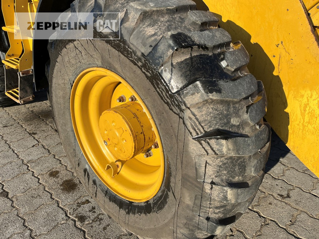 Wheel loader Cat 918M