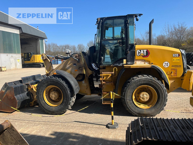 Wheel loader Cat 920-14A